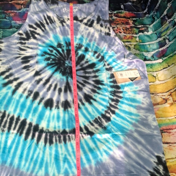 U.S. Vintage Blue and Black Spiral Tank Top - Picture 6 of 7